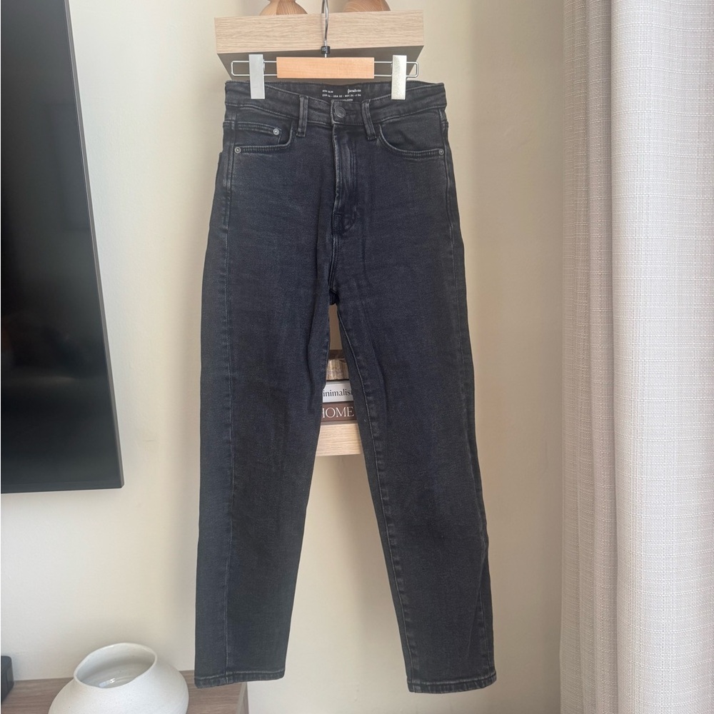 Black Jeans